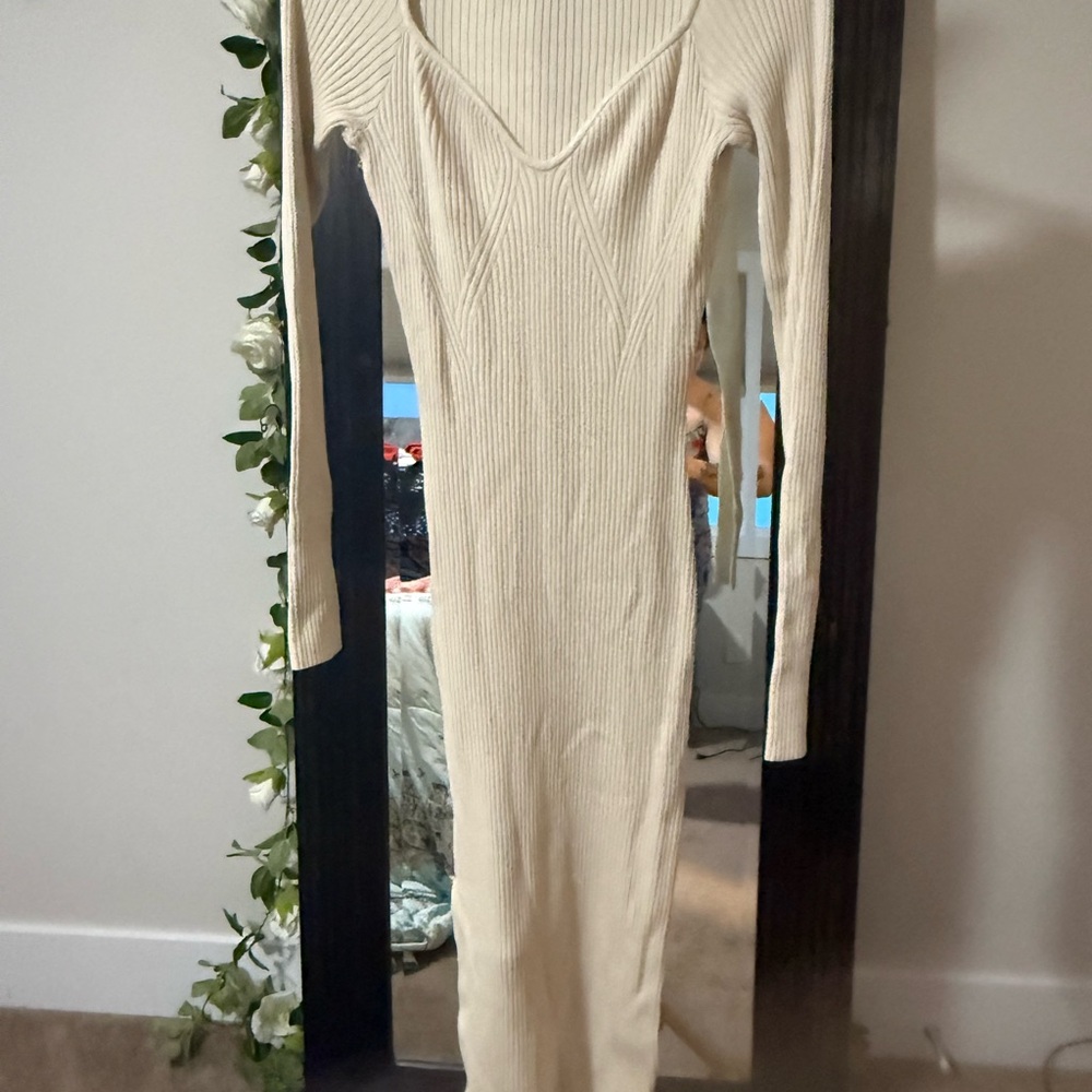 H&M Cream Ribbed Maxi Dress